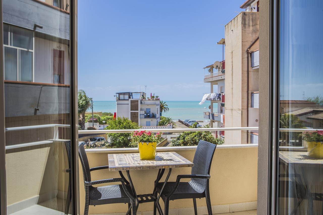 Le Notti Di Morfeo Bed & Breakfast San Leone Dış mekan fotoğraf