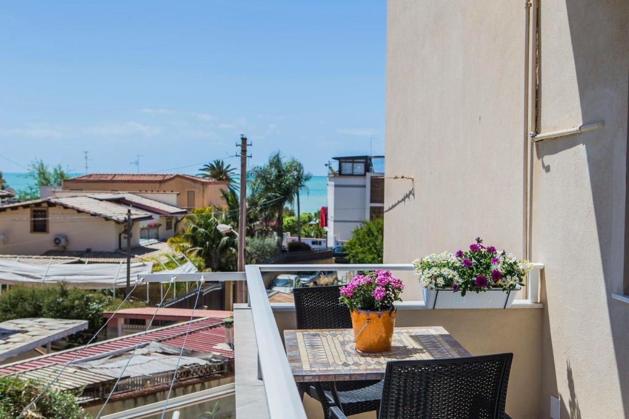 Le Notti Di Morfeo Bed & Breakfast San Leone Dış mekan fotoğraf
