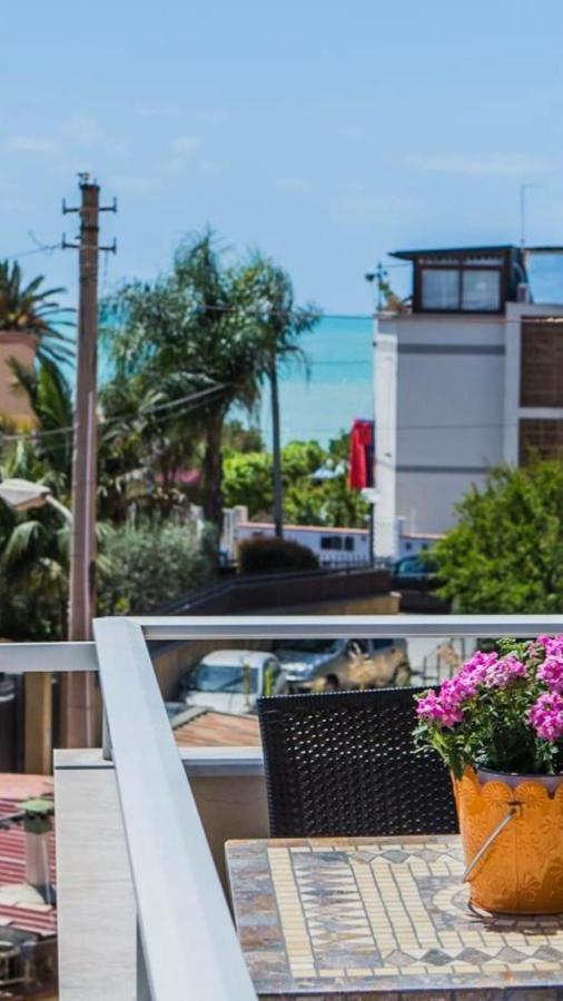 Le Notti Di Morfeo Bed & Breakfast San Leone Dış mekan fotoğraf